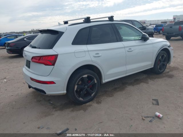 Photo 3 VIN: WA1B4AFY8L2009967 - AUDI SQ5 