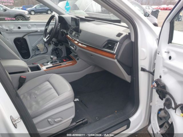 Photo 4 VIN: WA1BAAFY0M2127103 - AUDI Q5 