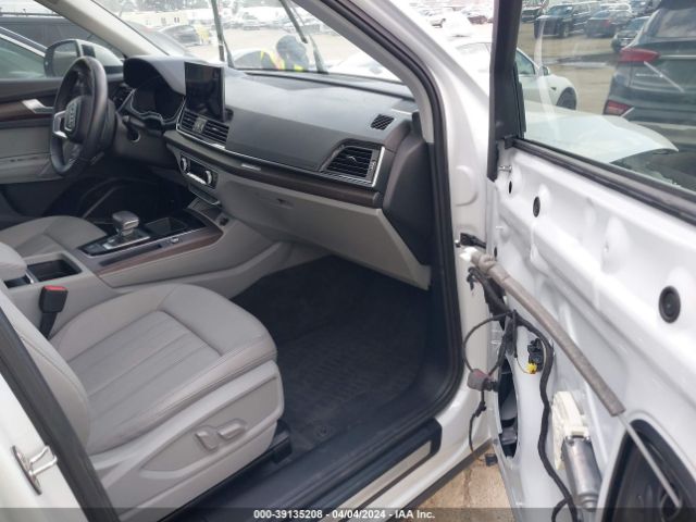 Photo 4 VIN: WA1BAAFY1M2133928 - AUDI Q5 