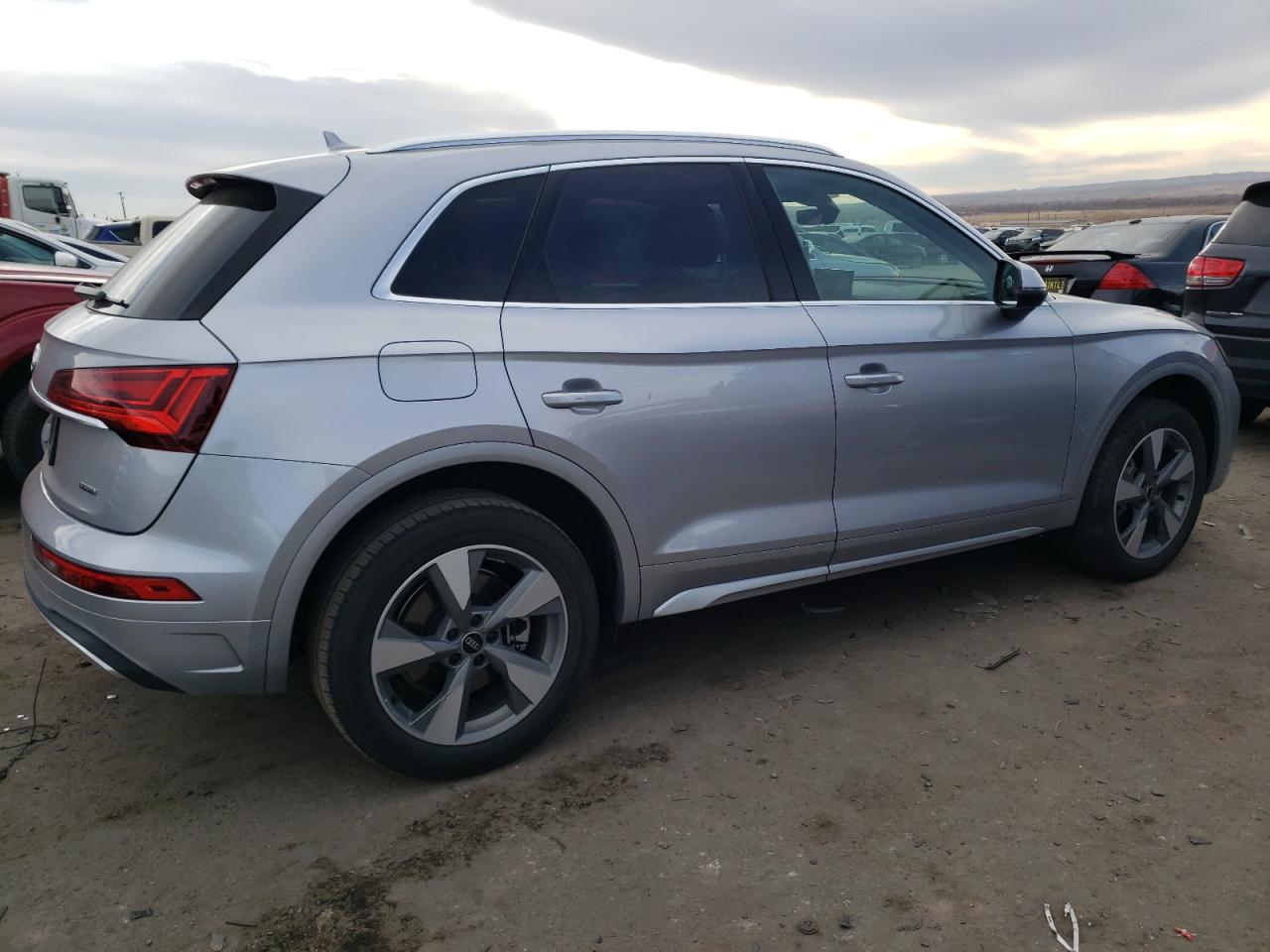 Photo 2 VIN: WA1BBAFY0N2131862 - AUDI Q5 