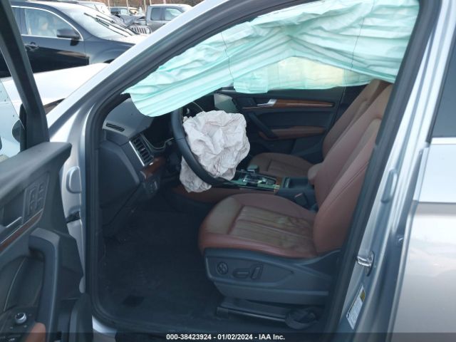 Photo 4 VIN: WA1BBAFY2N2129742 - AUDI Q5 