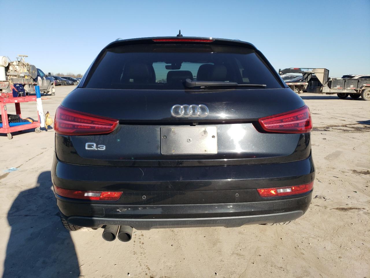 Photo 5 VIN: WA1BCCFS1JR003779 - AUDI Q3 