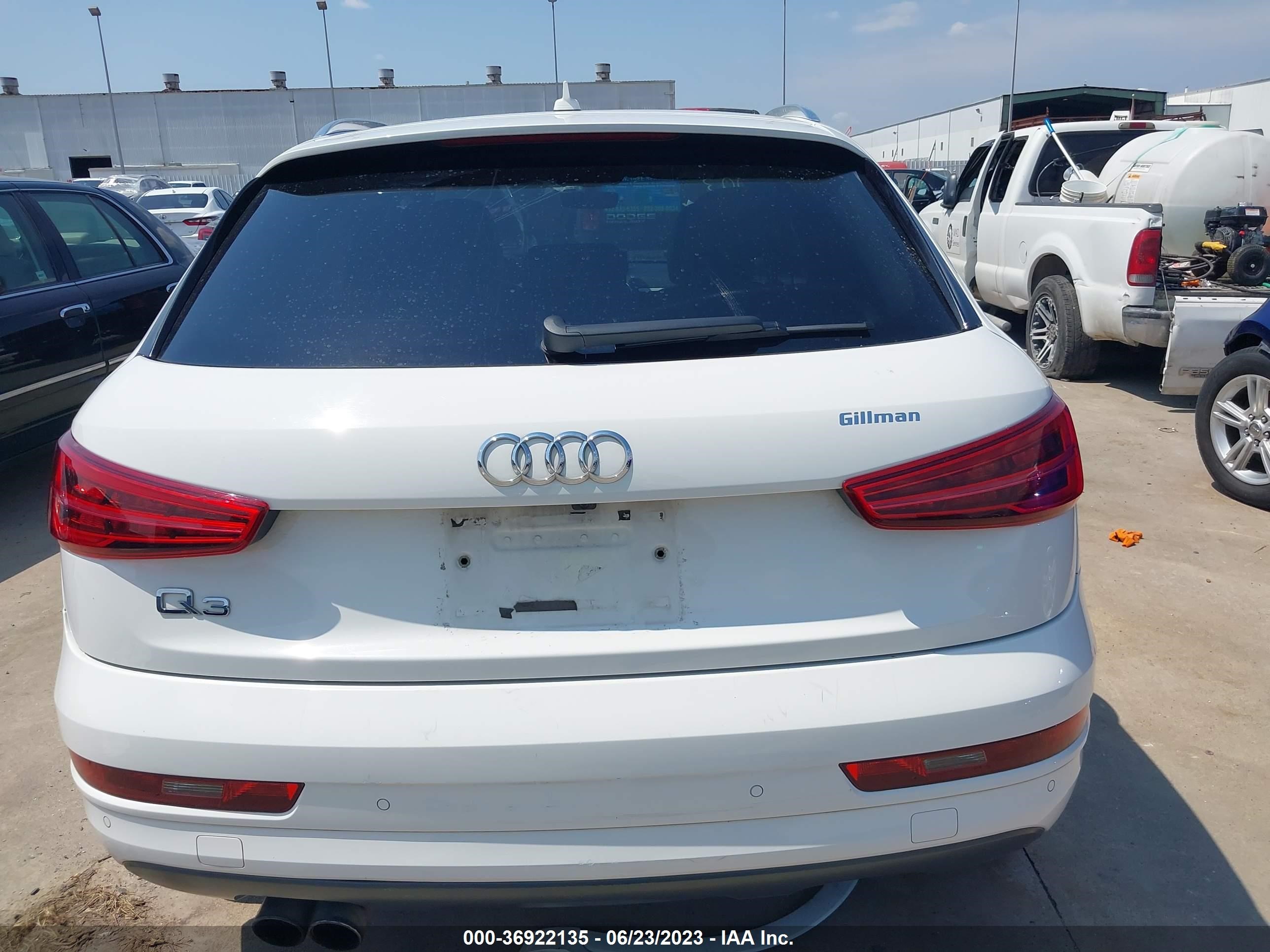 Photo 15 VIN: WA1BCCFS1JR017519 - AUDI Q3 