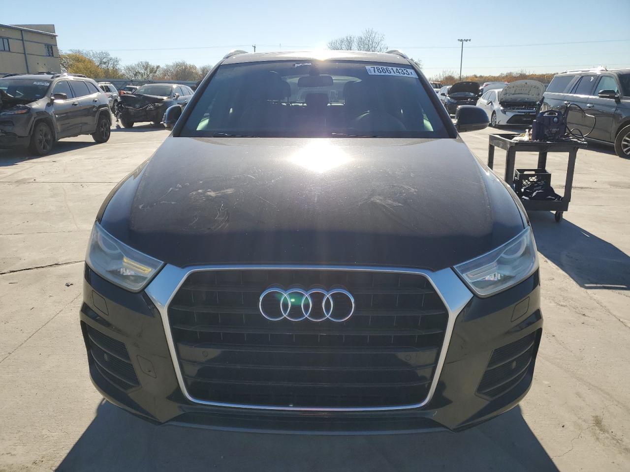 Photo 4 VIN: WA1BCCFS2HR002814 - AUDI Q3 