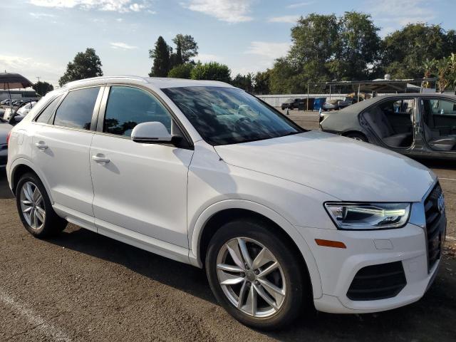 Photo 3 VIN: WA1BCCFS2HR008144 - AUDI Q3 