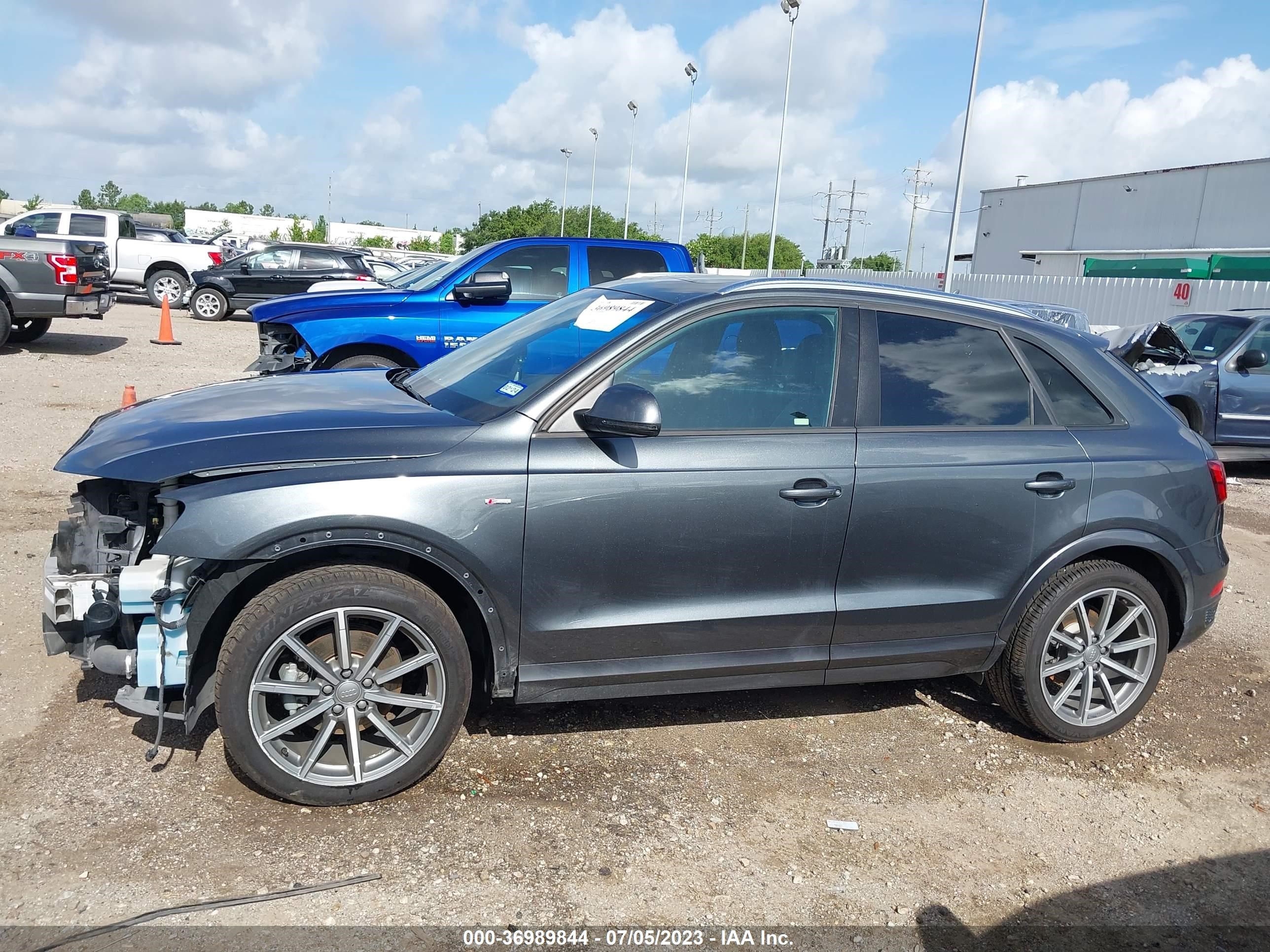 Photo 14 VIN: WA1BCCFS2JR028559 - AUDI Q3 