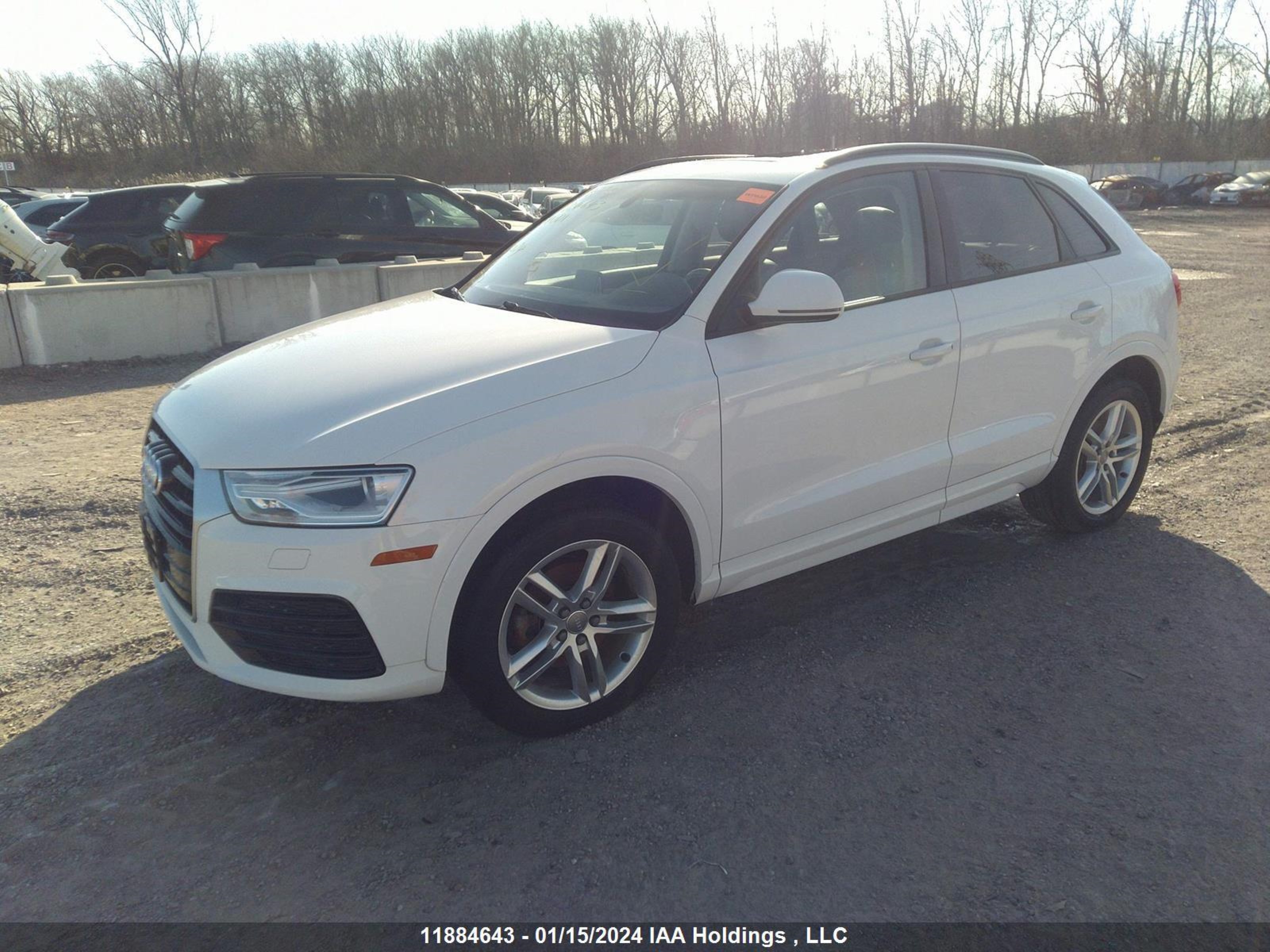 Photo 1 VIN: WA1BCCFS4JR023024 - AUDI Q3 