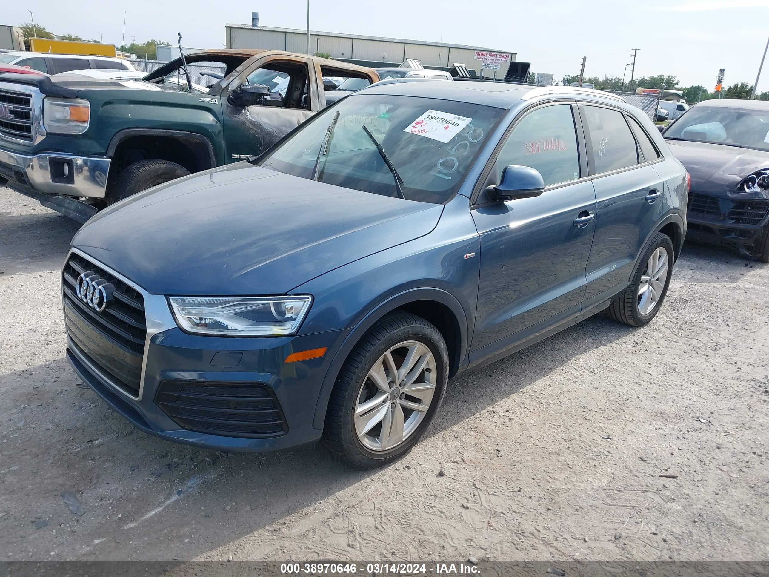 Photo 1 VIN: WA1BCCFS5JR011058 - AUDI Q3 