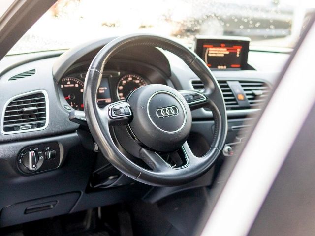 Photo 9 VIN: WA1BCCFS5JR018060 - AUDI Q3 