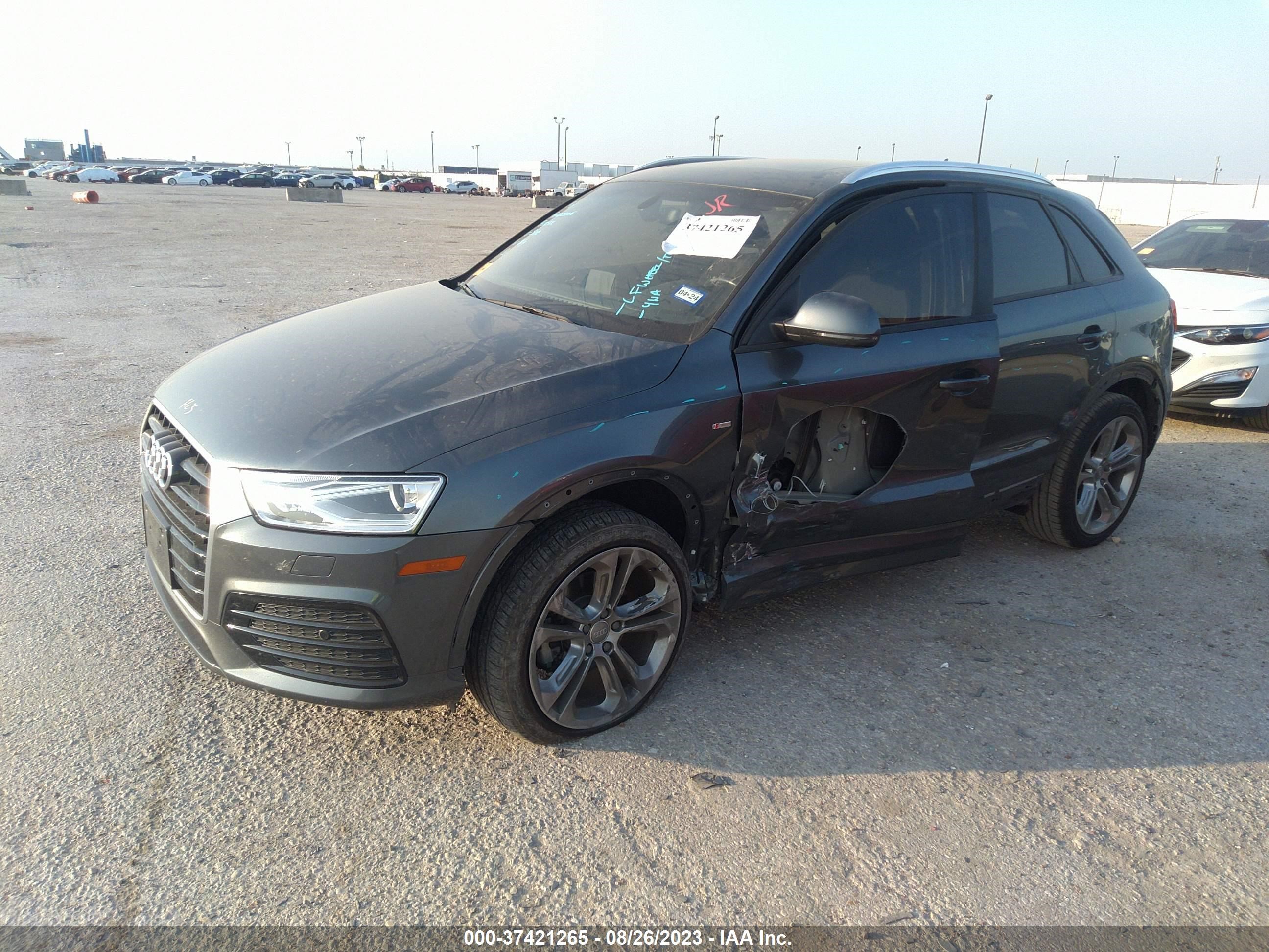 Photo 1 VIN: WA1BCCFS6JR007018 - AUDI Q3 