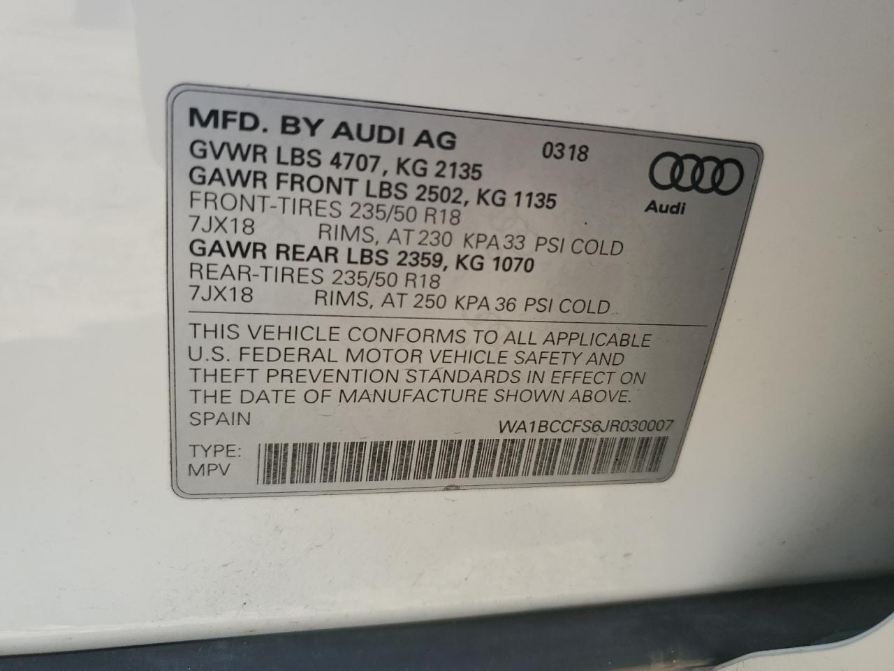 Photo 11 VIN: WA1BCCFS6JR030007 - AUDI Q3 