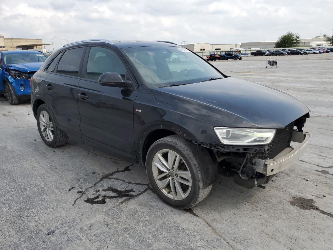 Photo 3 VIN: WA1BCCFS7JR023650 - AUDI Q3 