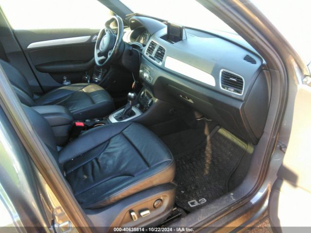 Photo 4 VIN: WA1BCCFS8HR008763 - AUDI Q3 