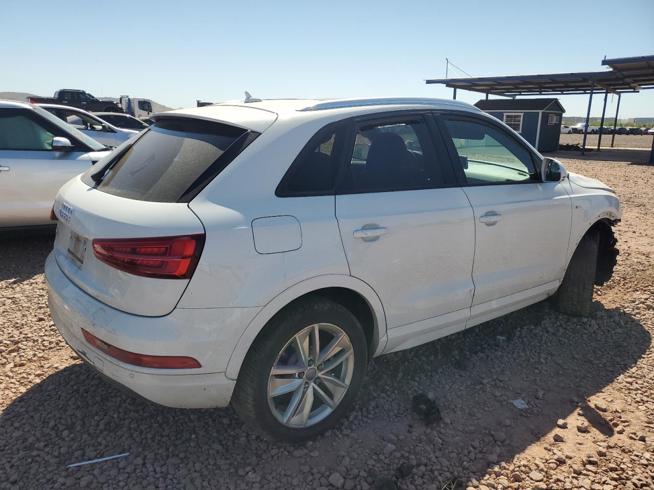 Photo 2 VIN: WA1BCCFS9JR021432 - AUDI Q3 