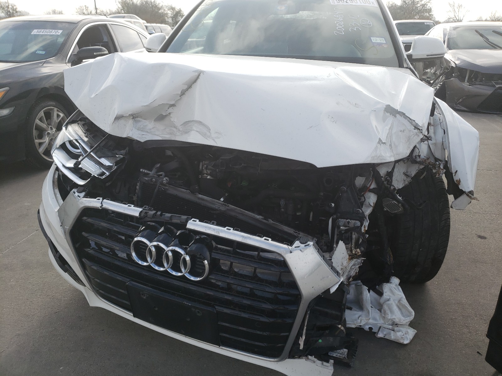 Photo 8 VIN: WA1BCCFSXJR015610 - AUDI Q3 