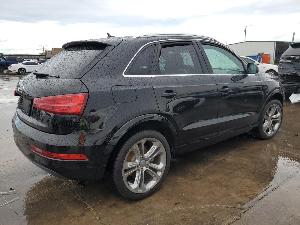 Photo 2 VIN: WA1BFCFS0GR018936 - AUDI Q3 