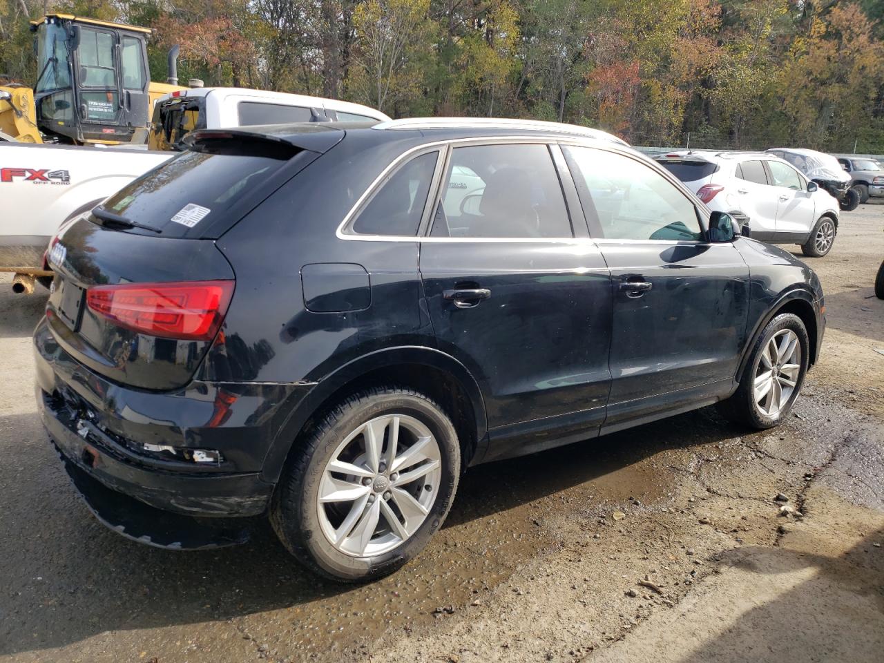 Photo 2 VIN: WA1BFCFS9GR000161 - AUDI Q3 