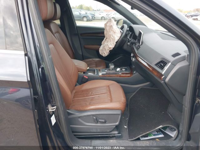 Photo 4 VIN: WA1BNAFY0J2100239 - AUDI Q5 