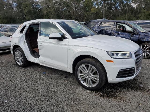 Photo 3 VIN: WA1BNAFY0J2155841 - AUDI Q5 