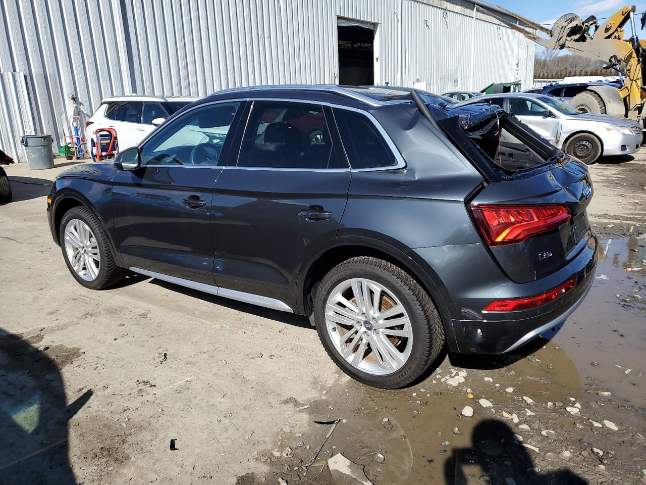 Photo 1 VIN: WA1BNAFY0J2206870 - AUDI Q5 