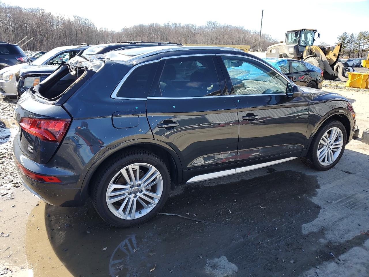 Photo 2 VIN: WA1BNAFY0J2206870 - AUDI Q5 