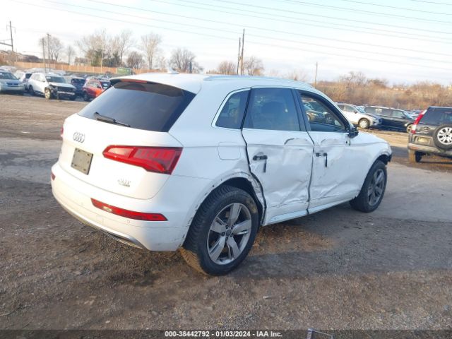 Photo 3 VIN: WA1BNAFY0J2214385 - AUDI Q5 