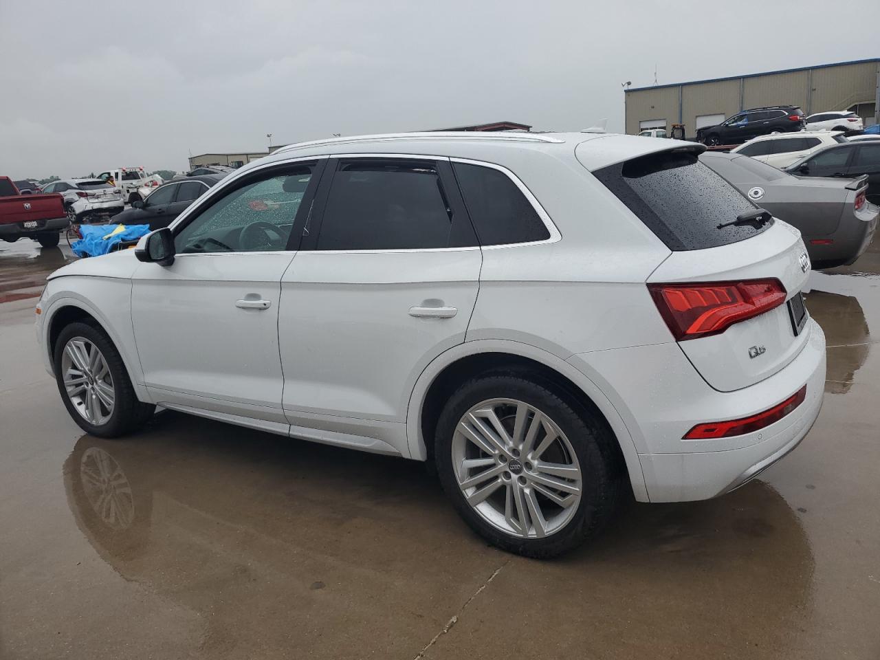 Photo 1 VIN: WA1BNAFY0K2043882 - AUDI Q5 