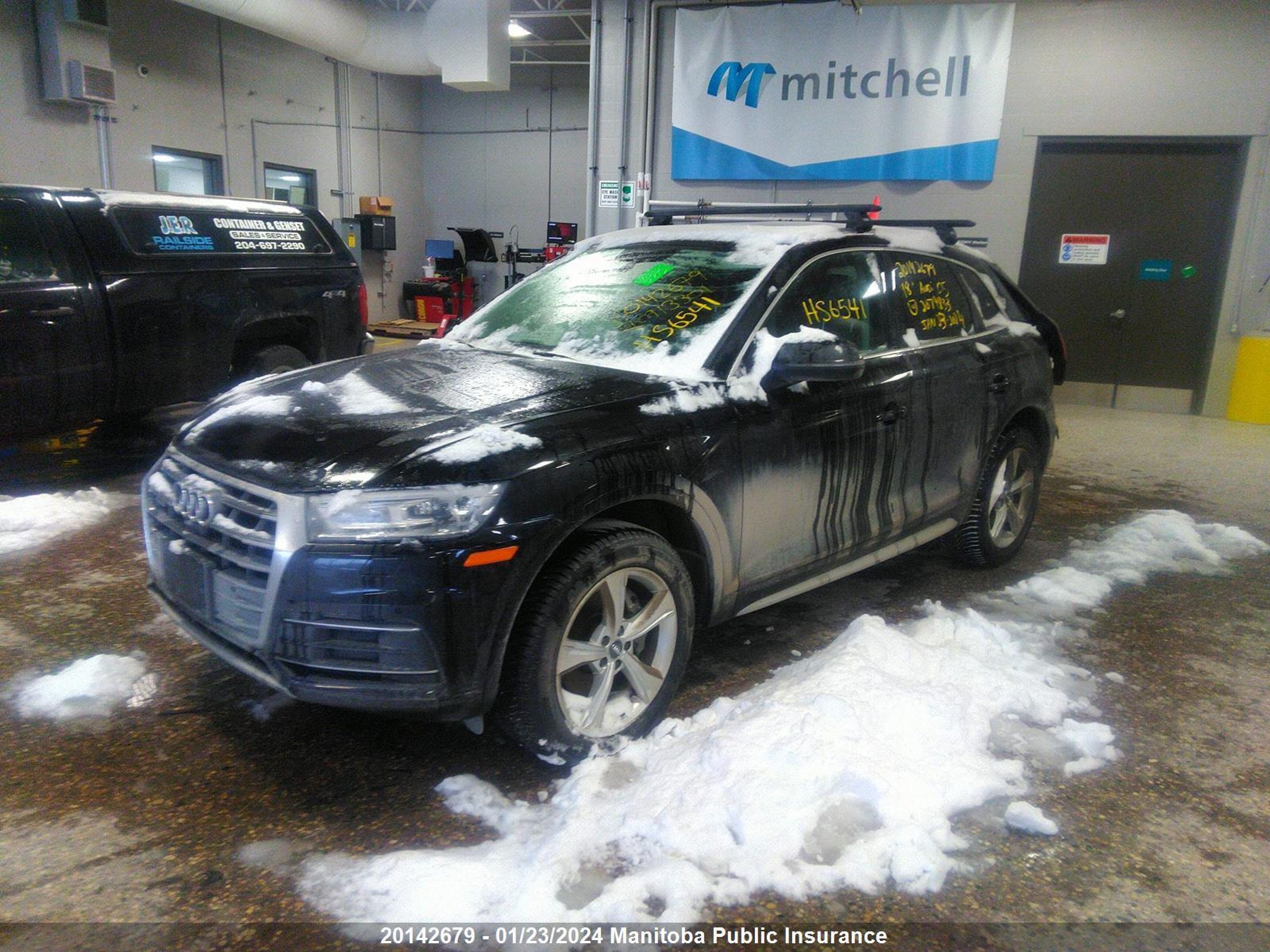 Photo 1 VIN: WA1BNAFY1J2074833 - AUDI Q5 