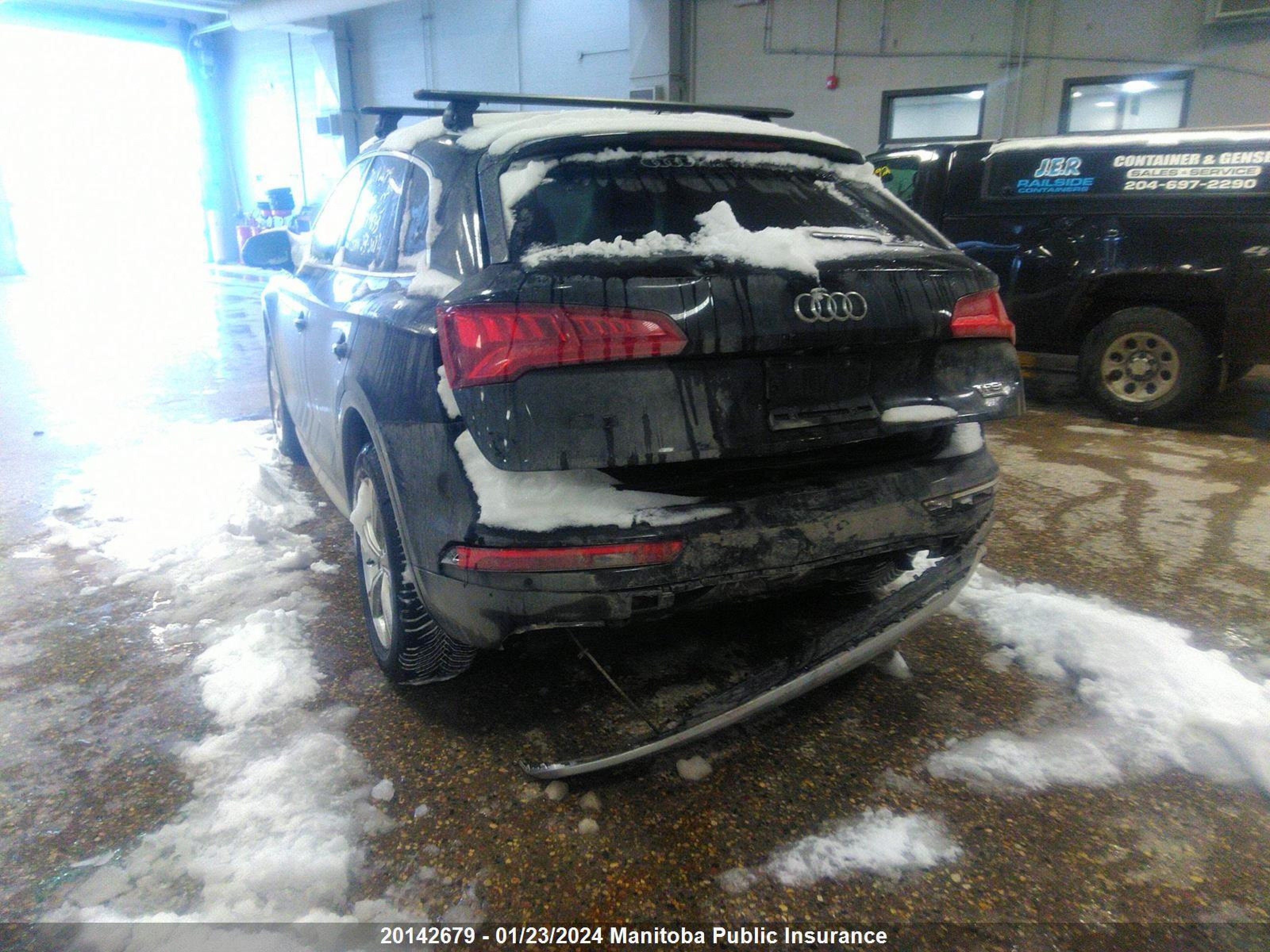 Photo 5 VIN: WA1BNAFY1J2074833 - AUDI Q5 