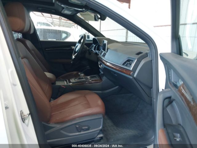 Photo 4 VIN: WA1BNAFY1K2090774 - AUDI Q5 