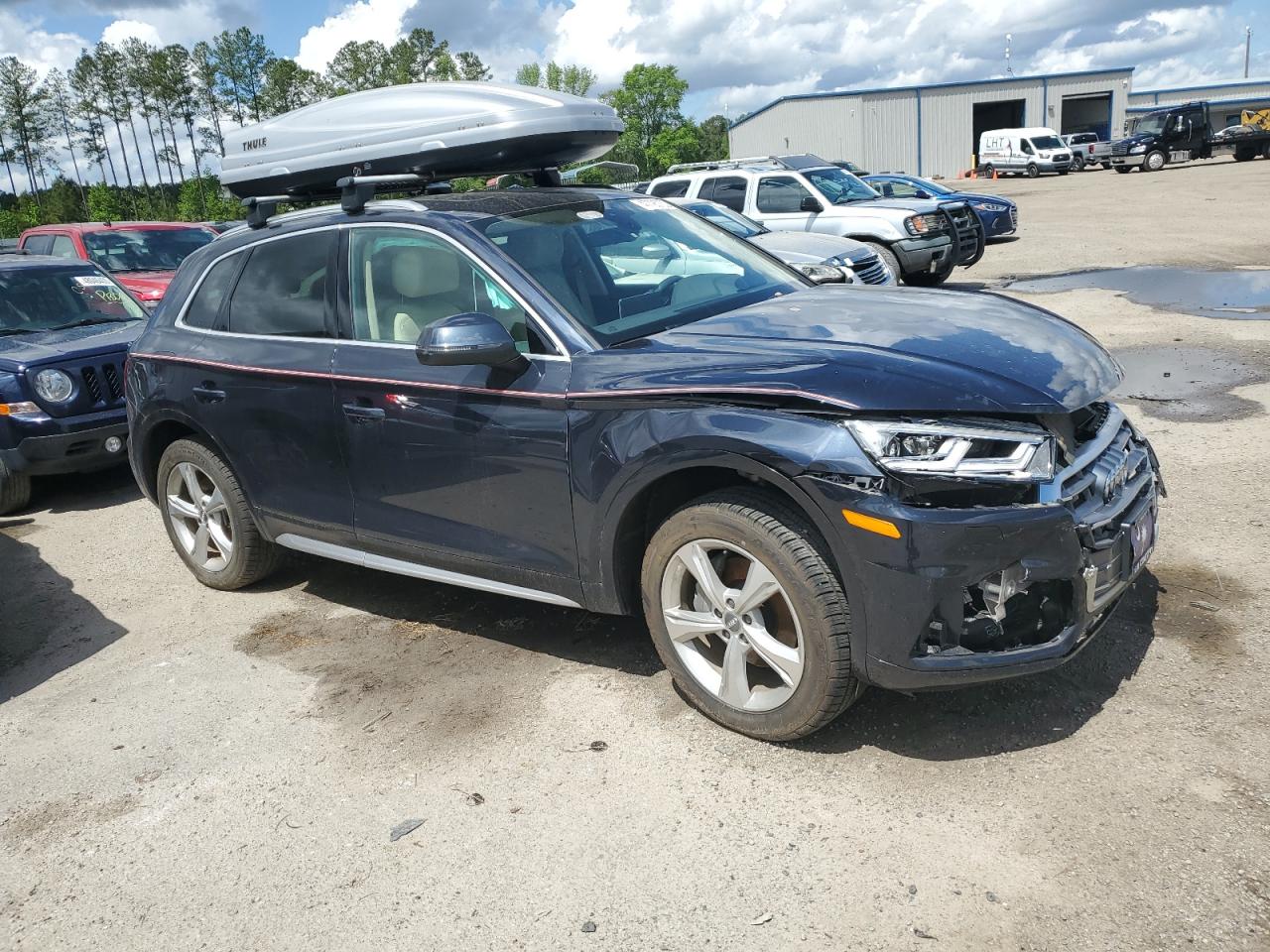 Photo 3 VIN: WA1BNAFY1L2025005 - AUDI Q5 