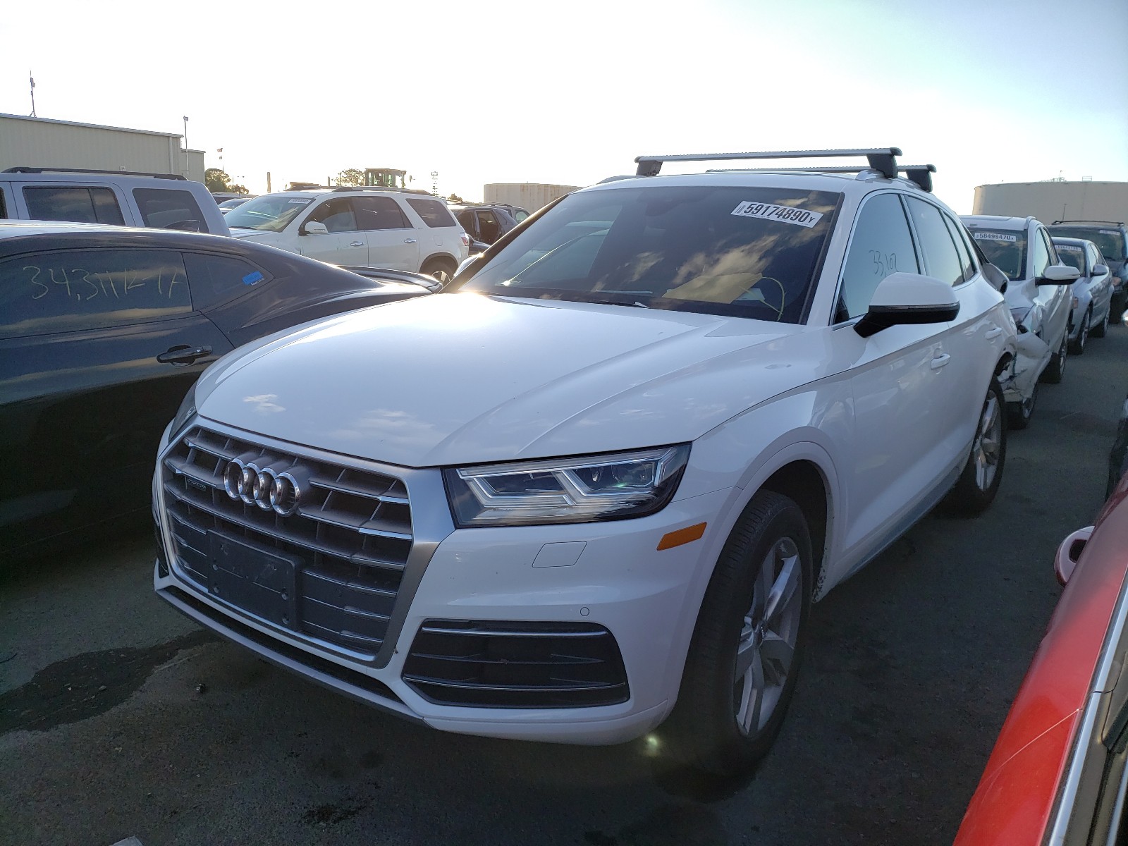 Photo 1 VIN: WA1BNAFY2J2019176 - AUDI Q5 