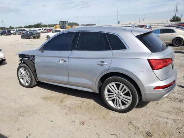 Photo 1 VIN: WA1BNAFY2J2098817 - AUDI Q5 