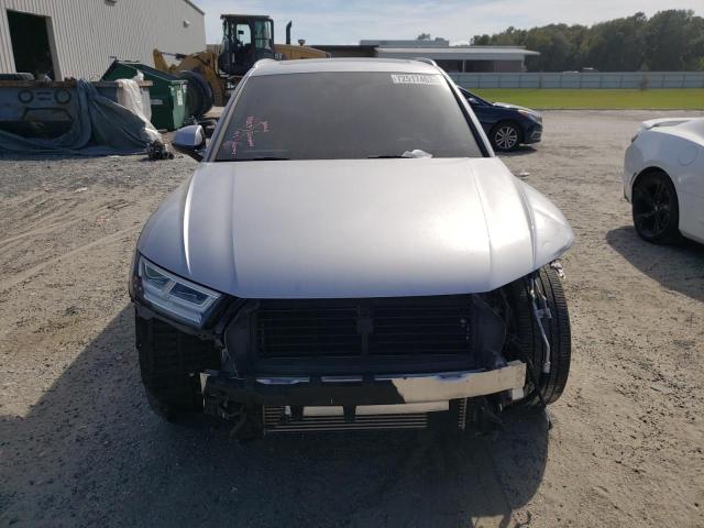 Photo 4 VIN: WA1BNAFY2J2098817 - AUDI Q5 