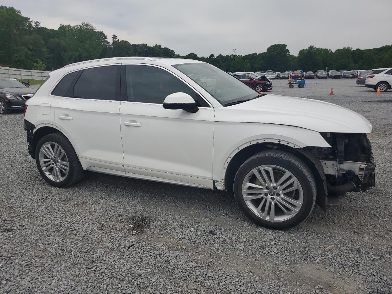 Photo 3 VIN: WA1BNAFY2J2116815 - AUDI Q5 