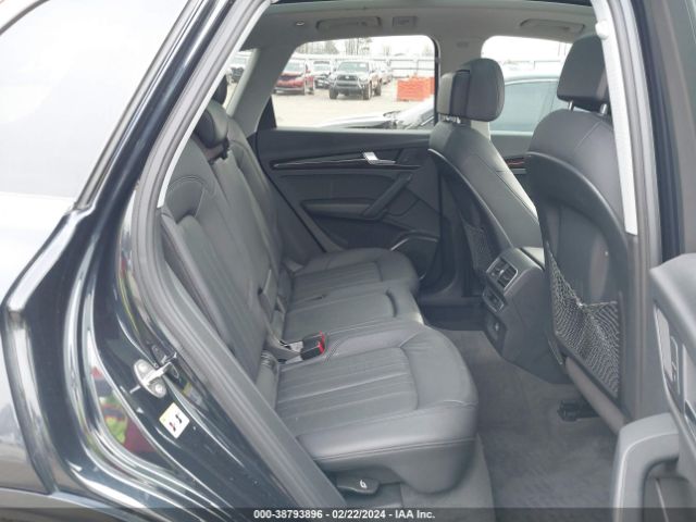 Photo 7 VIN: WA1BNAFY2J2234010 - AUDI Q5 