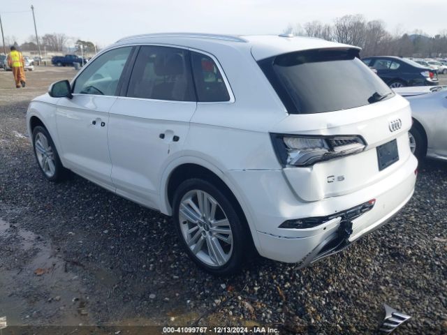 Photo 2 VIN: WA1BNAFY3J2006324 - AUDI Q5 