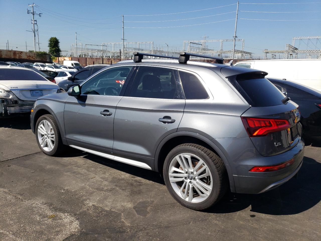 Photo 1 VIN: WA1BNAFY3J2014827 - AUDI Q5 