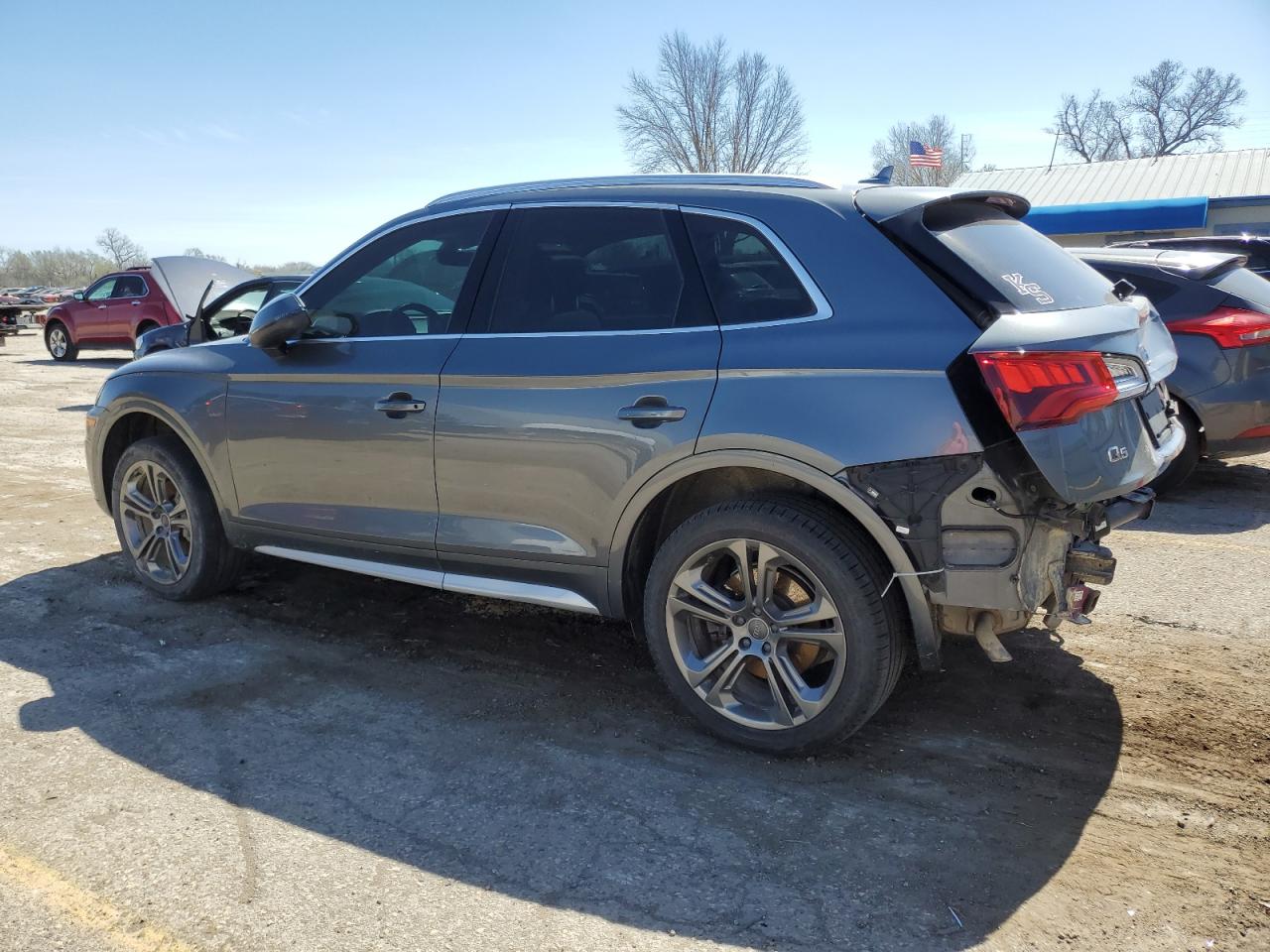 Photo 1 VIN: WA1BNAFY3J2049478 - AUDI Q5 