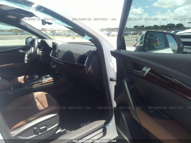 Photo 4 VIN: WA1BNAFY3J2075871 - AUDI Q5 