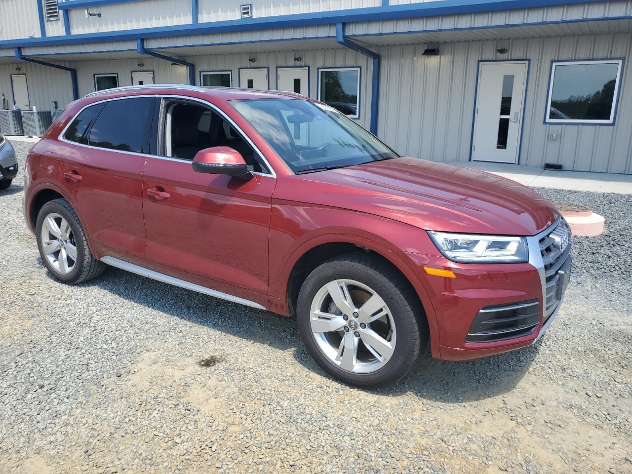 Photo 3 VIN: WA1BNAFY3J2191104 - AUDI Q5 