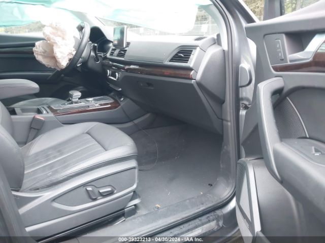 Photo 4 VIN: WA1BNAFY3J2215689 - AUDI Q5 