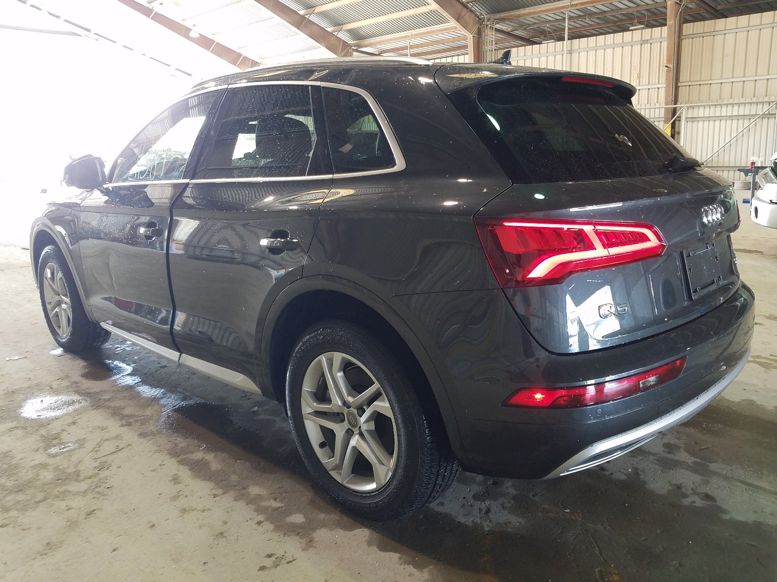 Photo 2 VIN: WA1BNAFY3J2227521 - AUDI Q5 