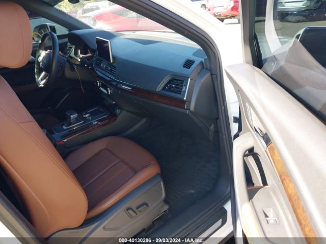 Photo 4 VIN: WA1BNAFY3K2141420 - AUDI Q5 