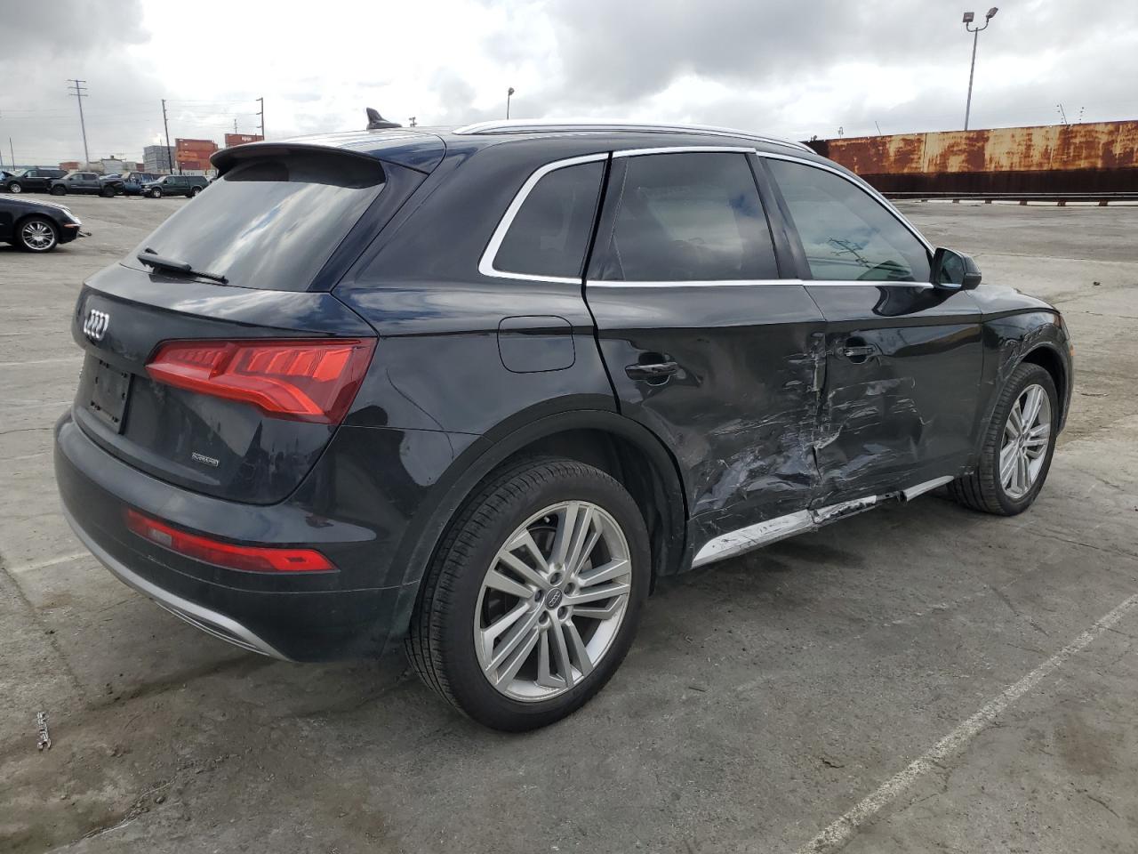 Photo 2 VIN: WA1BNAFY3L2091054 - AUDI Q5 