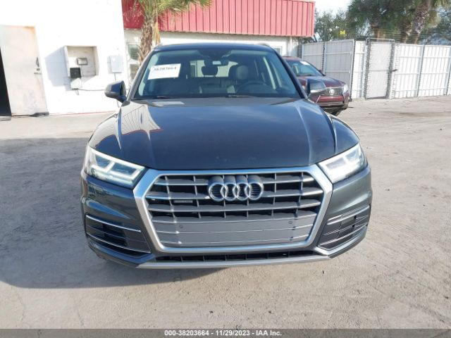 Photo 5 VIN: WA1BNAFY4J2067813 - AUDI Q5 