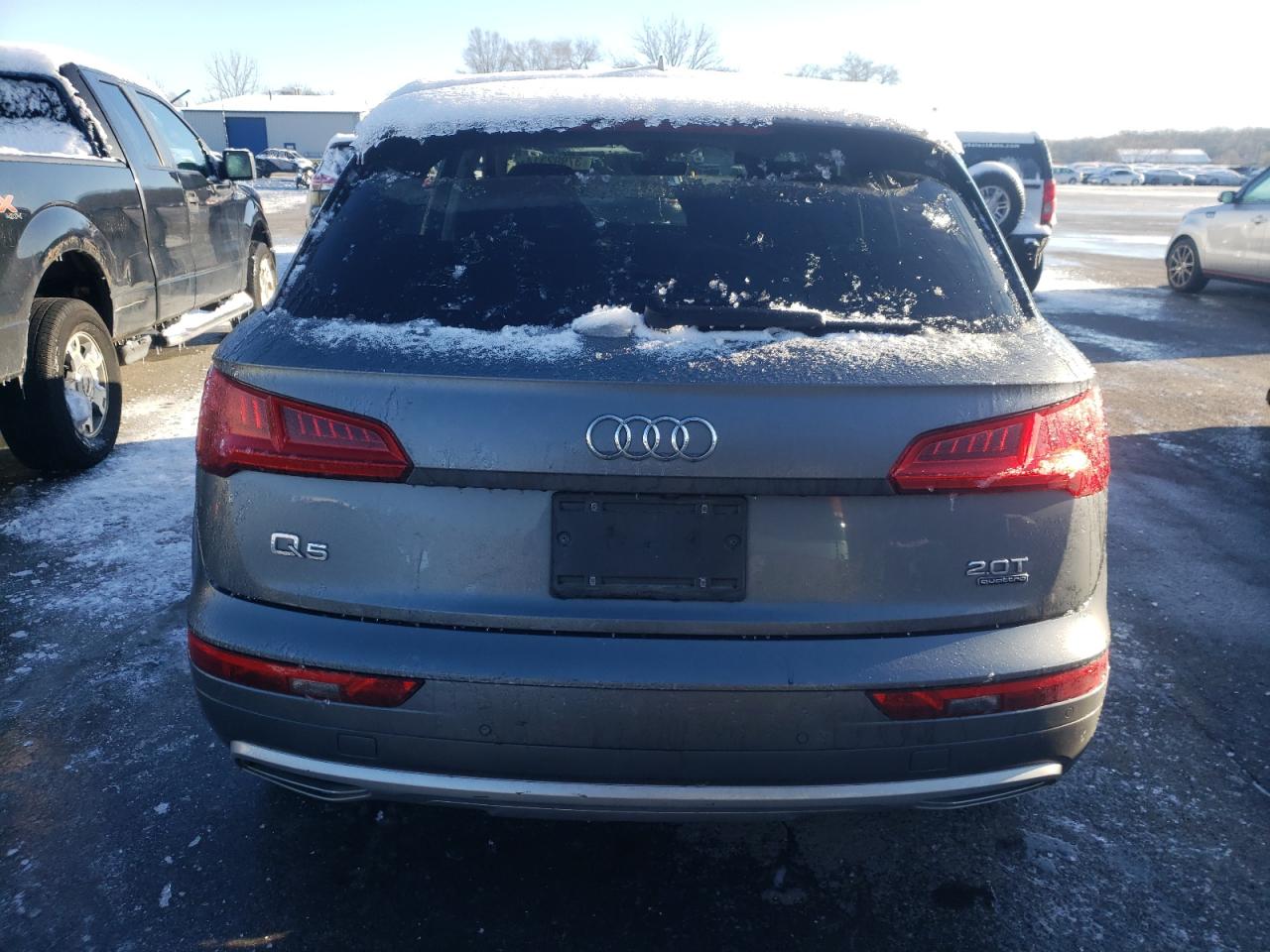 Photo 5 VIN: WA1BNAFY4J2162081 - AUDI Q5 