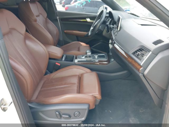 Photo 4 VIN: WA1BNAFY4J2209528 - AUDI Q5 