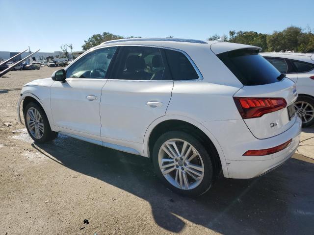 Photo 1 VIN: WA1BNAFY5J2010455 - AUDI Q5 PREMIUM 