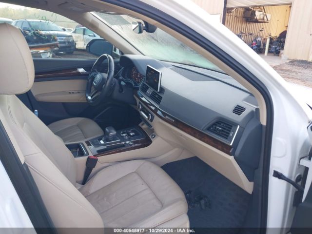 Photo 4 VIN: WA1BNAFY5J2014232 - AUDI Q5 